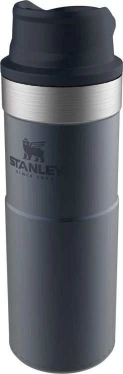 Stanley The Trigger-Action Travel Mug 470 Ml Nightfall