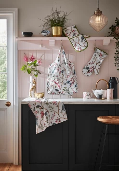 Ulster Weavers Oriental Birds Theemuts Katoen Crème -Keukenproducten Winkel oriental birds main klein 3