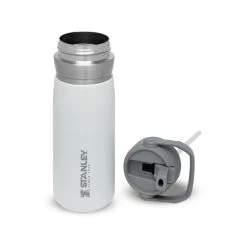 Stanley The IceFlow Flip Straw Water Bottle 650 Ml Polar 7 Stanley The IceFlow Flip Straw Water Bottle 650 Ml Polar -Keukenproducten Winkel stanley thegoiceflowflipstrawwaterbottle0.65l 22oz polar 4 1800x1800